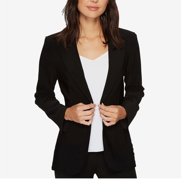 Norma Kamali Jackets & Blazers - Norma Kamali single breasted blazer black size 4